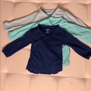 Lot of 3 carter’s wrap tops. Sz 6 months